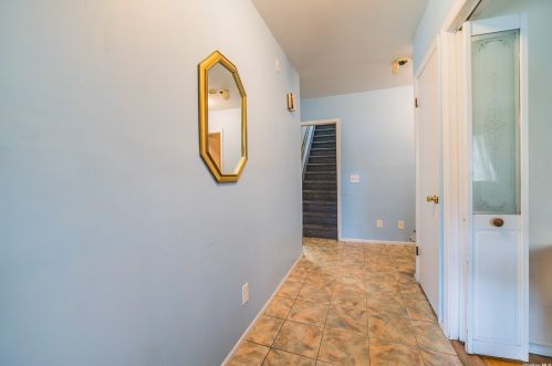 1301 Broadway, New Hyde Park, NY 11040-4221