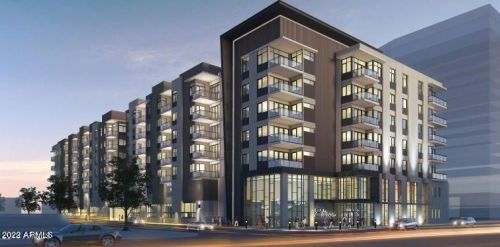 3131 Central Ave, Phoenix AZ 85012-2621 exterior