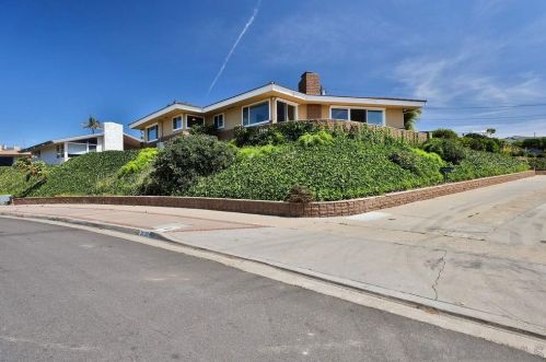 3526 Garrison St, San Diego, CA 92106-2143