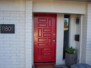 11801 37th Pl, Phoenix, AZ 85028-1417