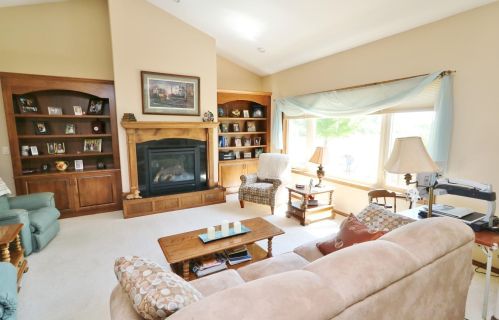 1411 Karnis Dr, Alex MN  56308-5178 exterior