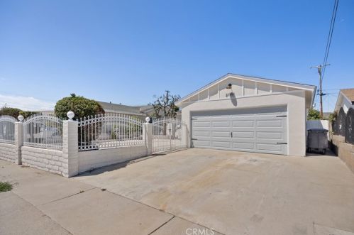21501 Nicolle Ave, Long Beach, CA 90745-1424