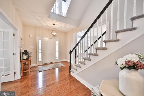 2562 Crestline Dr, Lansdale, PA 19446-6090