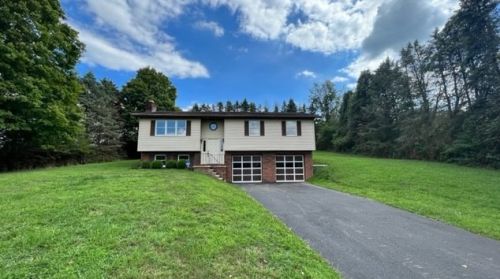 154 Letherman Bridge Rd, Scenery Hill, PA 15360-1836