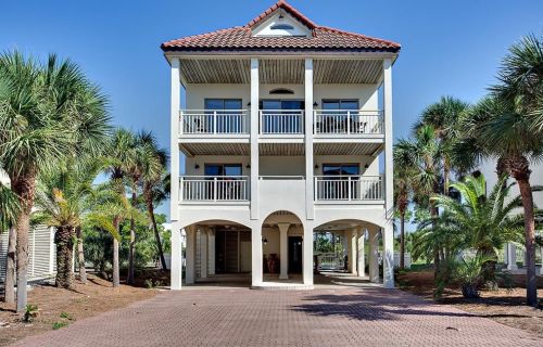 1820 Sunset Dr, Saint George Island FL  32328-3120 exterior