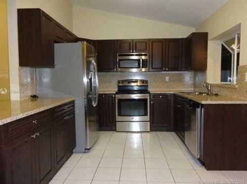 13101 17th Ct, Hollywood FL  33027-3415 exterior