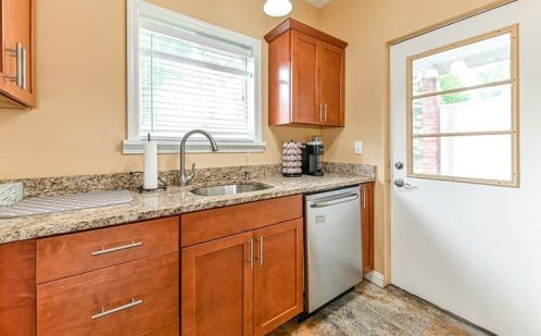 412 North Ave, Verona PA  15147-1410 exterior