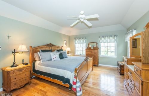 4 Roberts Rd, Dover NJ  07869-3475 exterior