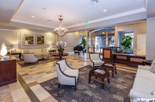 468 Caruso Ave, Glendale, CA 91210-1515