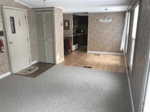 55 Gaslight Rd, Tilton NH  03276-5312 exterior