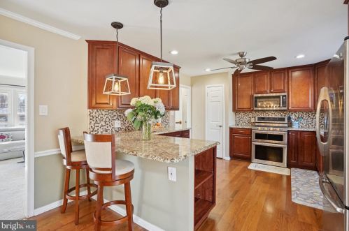 8138 Viola St, Springfield VA  22152-3626 exterior