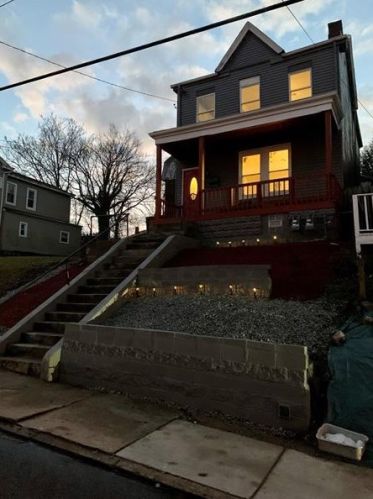 451 Hays Ave, Pittsburgh, PA 15210-2205