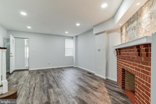 5908 Chew Ave, Philadelphia PA  19138-1514 exterior