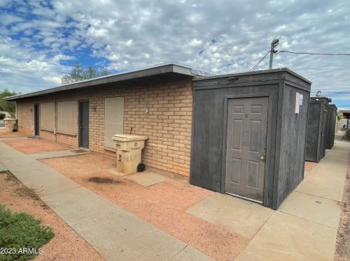 6713 Myrtle Ave, Glendale AZ 85301-1801 exterior