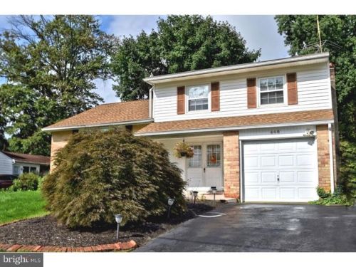 448 Hogeland Rd, Southampton, PA 18966-3380