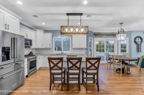 2427 Moore Ave, Point Pleasant Beach NJ  08742-3711 exterior