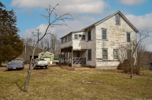 61 Miller Rd, East Windsor, CT 06016-9675