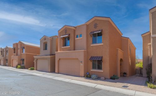 4283 Golden Ridge Ln, Tucson, AZ 85718-6774