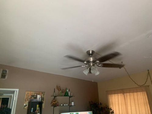 927 Hacienda Ct, Orlando FL  32808-7019 exterior
