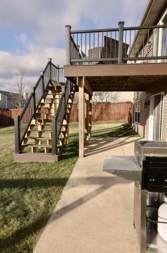 724 Joshua Ln, Lake Geneva WI  53147-4746 exterior