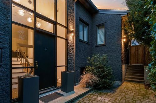 154 Arlington Ave, Providence RI  02906-2330 exterior