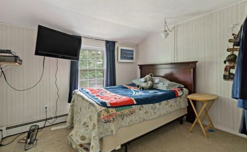 19 Pontiac Rd, South Kingstown RI  02882-1209 exterior