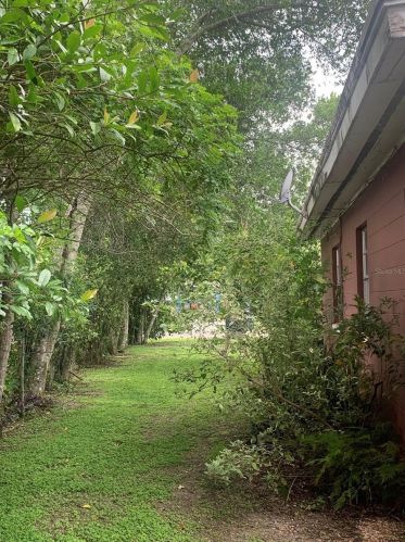 927 Hacienda Ct, Orlando FL  32808-7019 exterior
