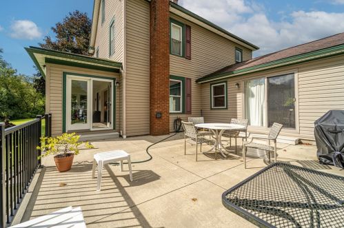 130 Nettles Ln, Franklin PA 16323-4152 exterior