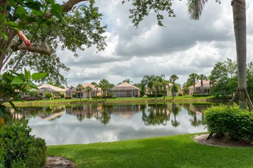 12230 Elsinore Dr, Fort Pierce, FL 34987-2196