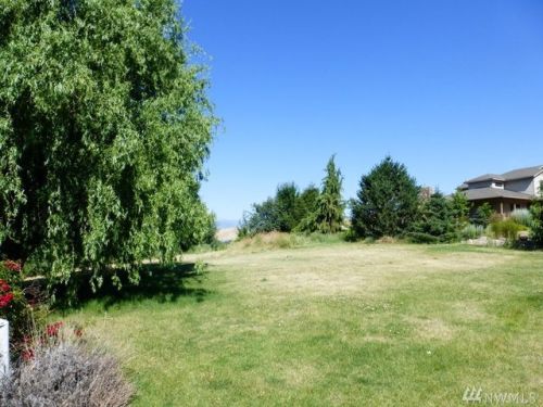 3710 Viewmont Dr, Wenatchee, WA 98801-9149