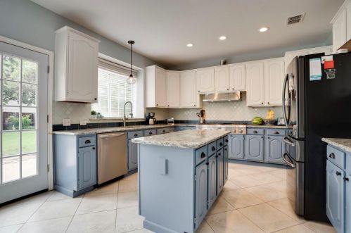 1900 Ring Teal Ln, Lewisville TX  75028-7291 exterior