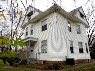 6428 River Rd, Cincinnati, OH 45233-1357