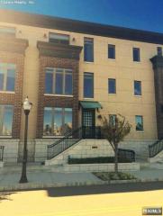 6 Henley Pl, Union City, NJ 07086-6652