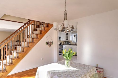 130 Pound Rd, Cumberland RI  02864-2704 exterior