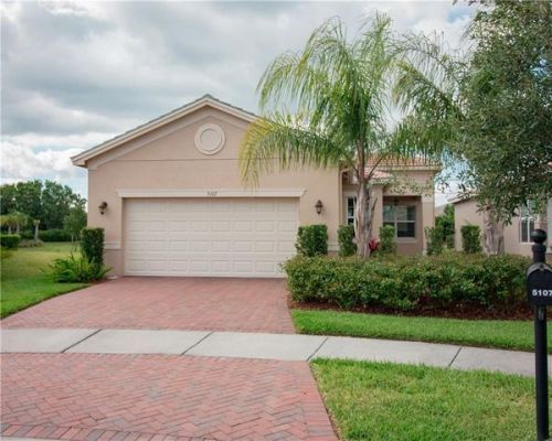 5107 Cobble Shores Way, Wimauma, FL 33598-4056