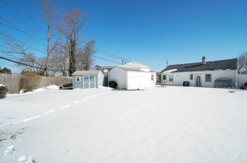 4212 Florence Rd, Bethpage NY  11714-6208 exterior