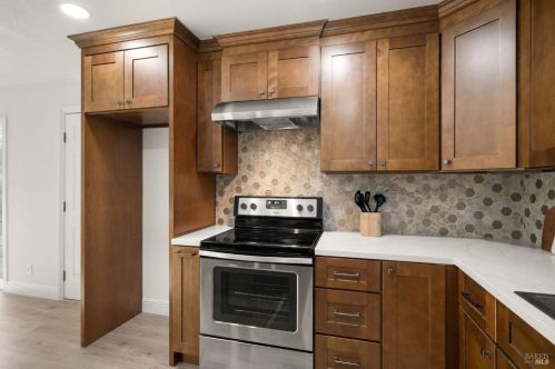 1930 Forest Ln, Vacaville CA  95687-6115 exterior