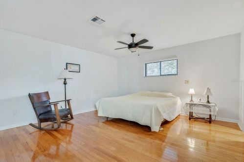 935 Versailles Cir, Maitland FL  32751-4565 exterior