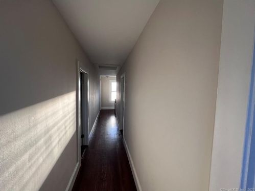 42 Elm St, Norwich CT  06351-2316 exterior