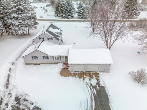 7012 County Road Ls, Manitowoc, WI 54220-9506