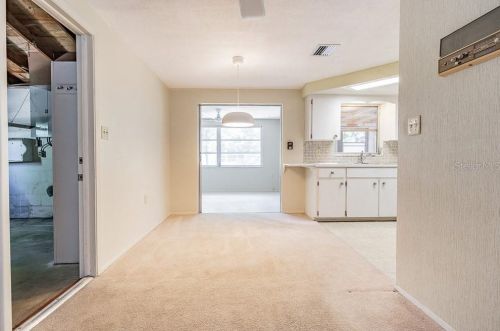 3249 Holiday Lake Dr, Tarpon Springs FL  34691-5013 exterior