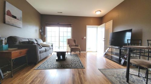 10160 66th Ave, Kenosha, WI 53158-3371
