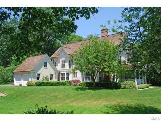 330 Harbor Rd, Southport, CT 06890-1374