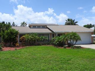 173 Ocean Breeze Cir, Melbourne, FL 32903-2731