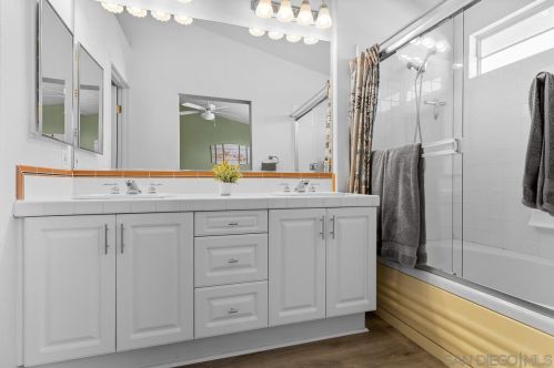 13503 Jadestone Way, San Diego CA 92130-2819 exterior