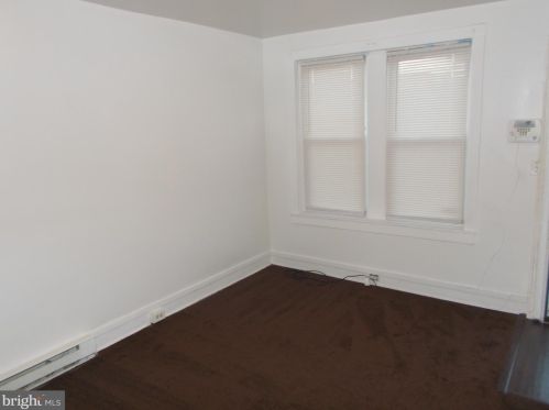 128 Lower Oak St, Wilmington DE  19805-4851 exterior