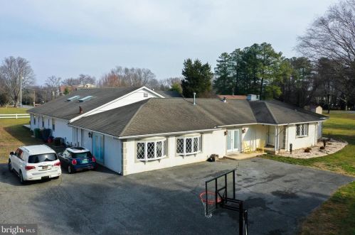 906 5th St, Delaware City, DE 19706-7736