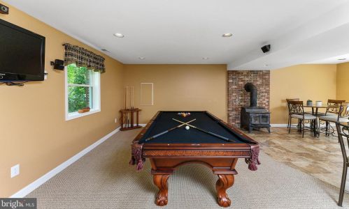 10085 Fox Hound Dr, Nokesville VA  20181-1431 exterior