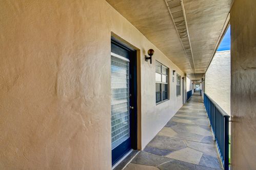 181 Flanders D, Delray Beach FL  33484-5262 exterior