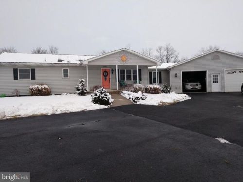 6241 Orrstown Rd, Orrstown, PA 17244-9513
